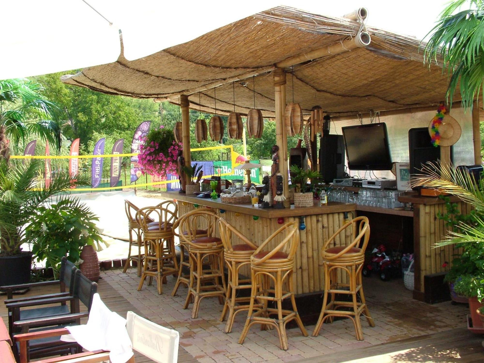 Holiday Vendeghaz Es Szabadidokert Jardanhaza Dış mekan fotoğraf
